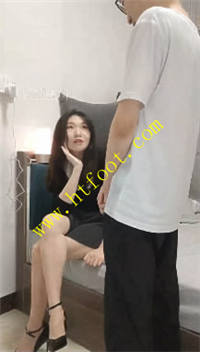 rn53ywnh0g0.jpg