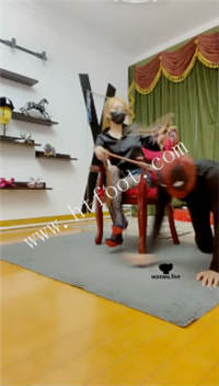 bymkthxuee0.jpg