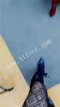 mb1f532yaoc.jpg