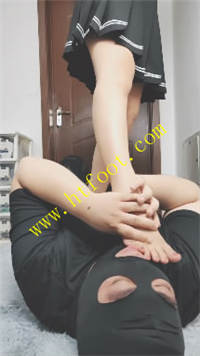 lex2q1ya2so.jpg