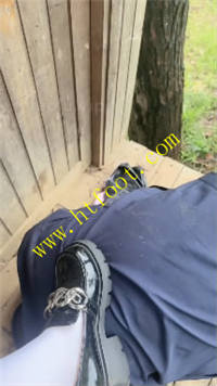 eqa2vt5143z.jpg