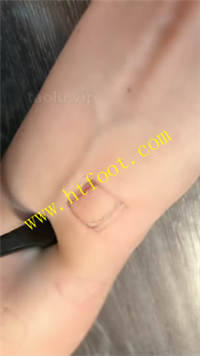 s40dq3fcorj.jpg
