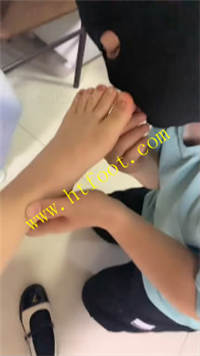 mb1sjk0ppw3.jpg