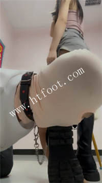 fw523t04eyt.jpg