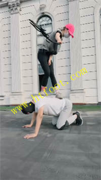 jt44ipiegst.jpg