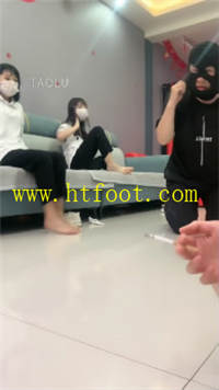 vn43tas35d0.jpg