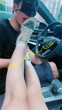 3jj5kvudpke.jpg