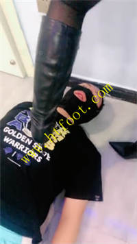 yrkth5v241m.jpg