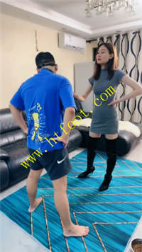 0lpcgcnfy53.jpg