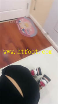 4lyeqo01c54.jpg