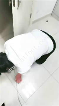 uzzlabmpde1.jpg