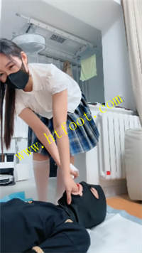 kme0qieotd0.jpg