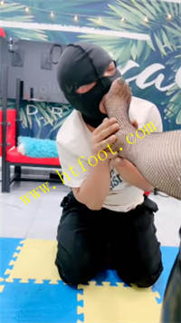 pkvqsdzdvx0.jpg