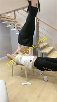 ephm2ejrk2a.jpg