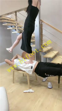 ajpzs4l5z5s.jpg