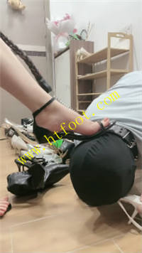 hlmo0iwgbrn.jpg