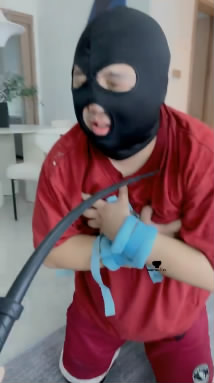 1gcjj45zuda.jpg