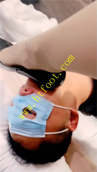 uddounhejx3.jpg