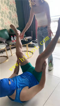 altpbofq53y.jpg