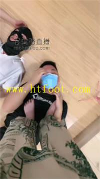j40ib3mgd25.jpg