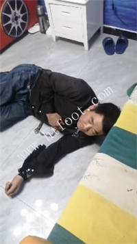 xgtmcd3uais.jpg