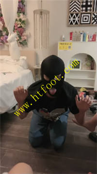 axvxv0ow0pe.jpg