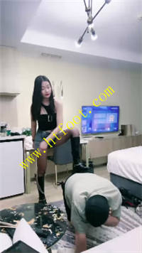 wcrn1j3rtf2.jpg