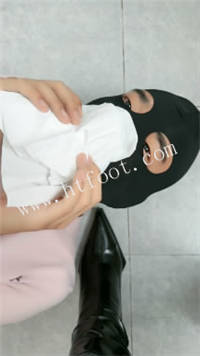 qbgaci5bimy.jpg
