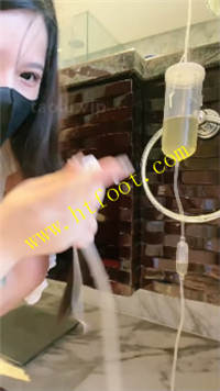 p3zh5qo3lip.jpg