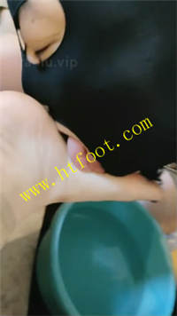 s4w04qtgtmw.jpg