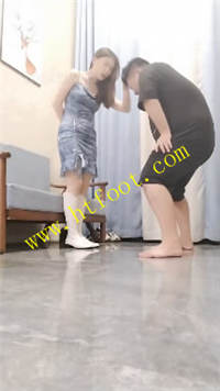 wh0natqscgw.jpg