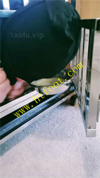 iv5sqypq4ql.jpg