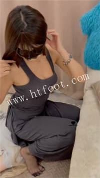 255t5t44nz5.jpg
