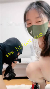 gycpi0jikwj.jpg