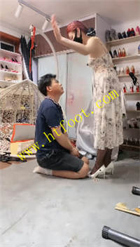 q4r3d5zam15.jpg