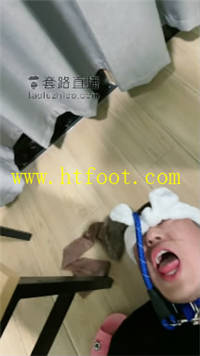uwalf54xeng.jpg