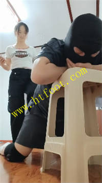 av0lcyodwfc.jpg