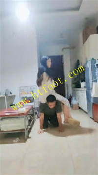 wyn25f01itu.jpg