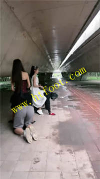 gr1tl23w42e.jpg