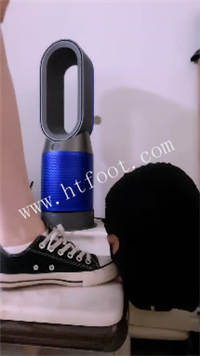 v2orm5mw413.jpg