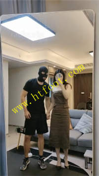 dyygyqpzaw0.jpg