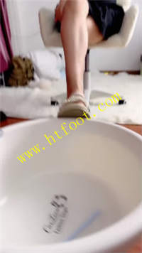 ey5ukf0he1a.jpg