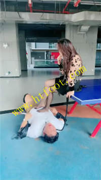 1ujbs1w3tmn.jpg