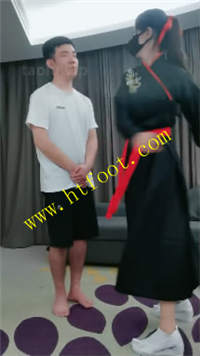 zlvs0243y01.jpg