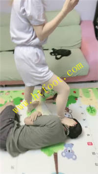 lqss3kmhgyg.jpg