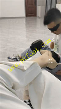 qory03lf2fo.jpg