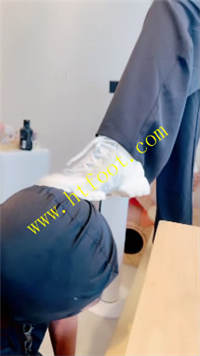qry01f3wb04.jpg