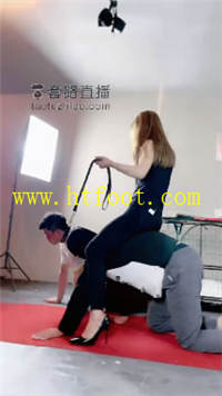 v02ksxqkduu.jpg