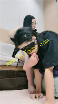 ds3xwhl54mo.jpg