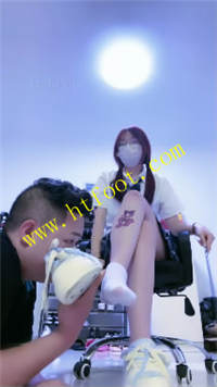 axcu0hexe51.jpg